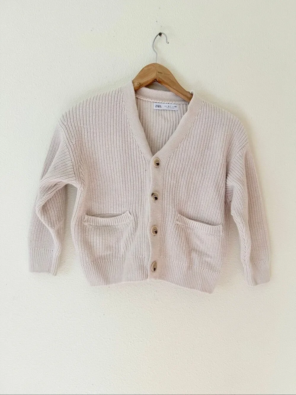 Zara knitted button down Boy / Girl sweater size 6-7